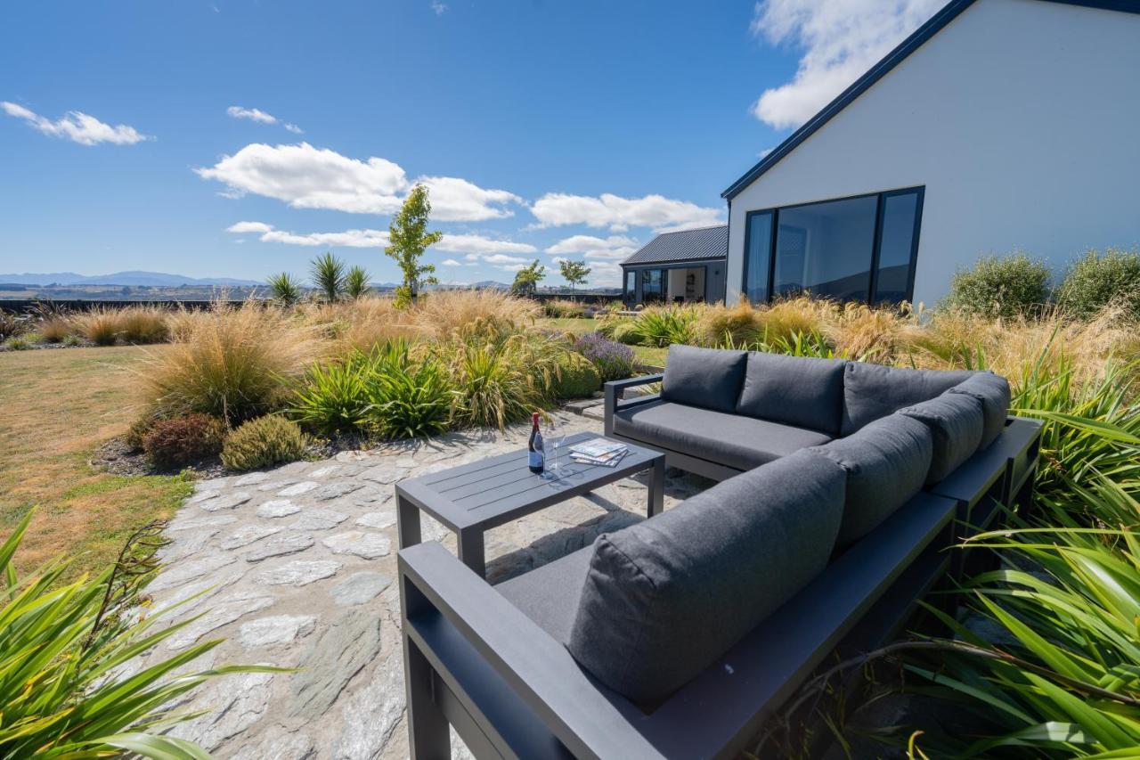 Lake House - Te Anau Holiday Home エクステリア 写真