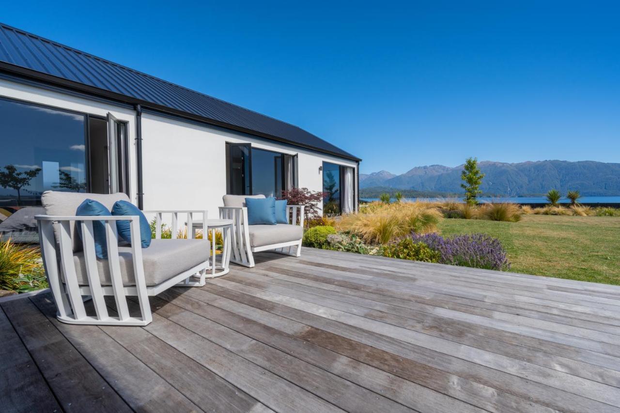 Lake House - Te Anau Holiday Home エクステリア 写真
